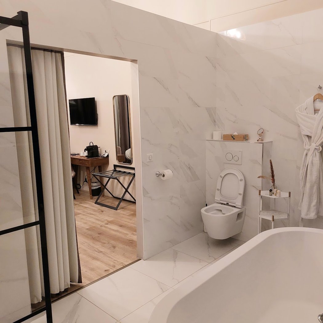Hotel des Iris 3